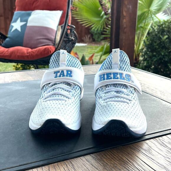 Air Jordan Trainer 3 'UNC Tar Heels' - Picture 9 of 14
